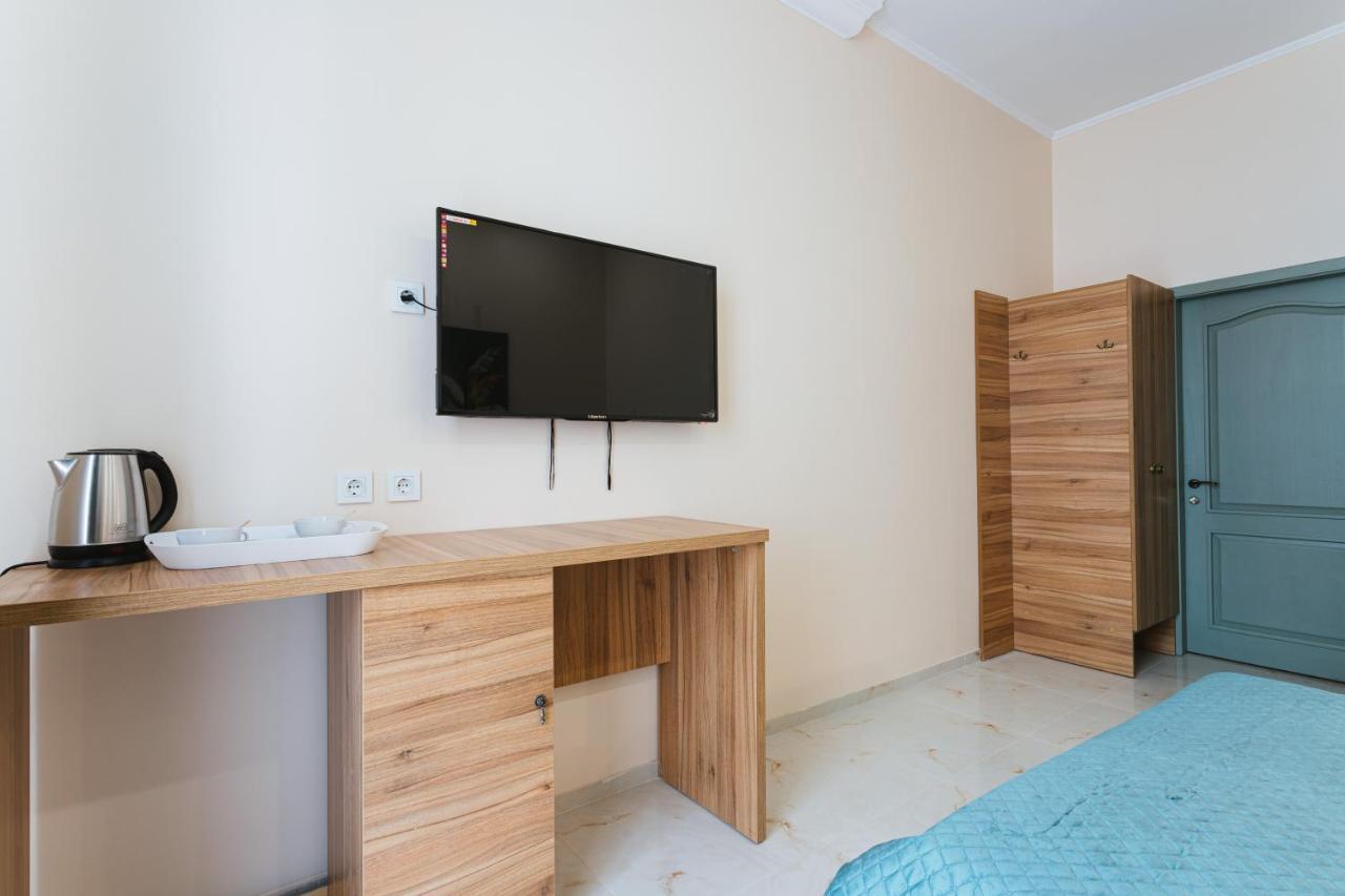 Mini Hotel Non-Stop Kijev Kültér fotó