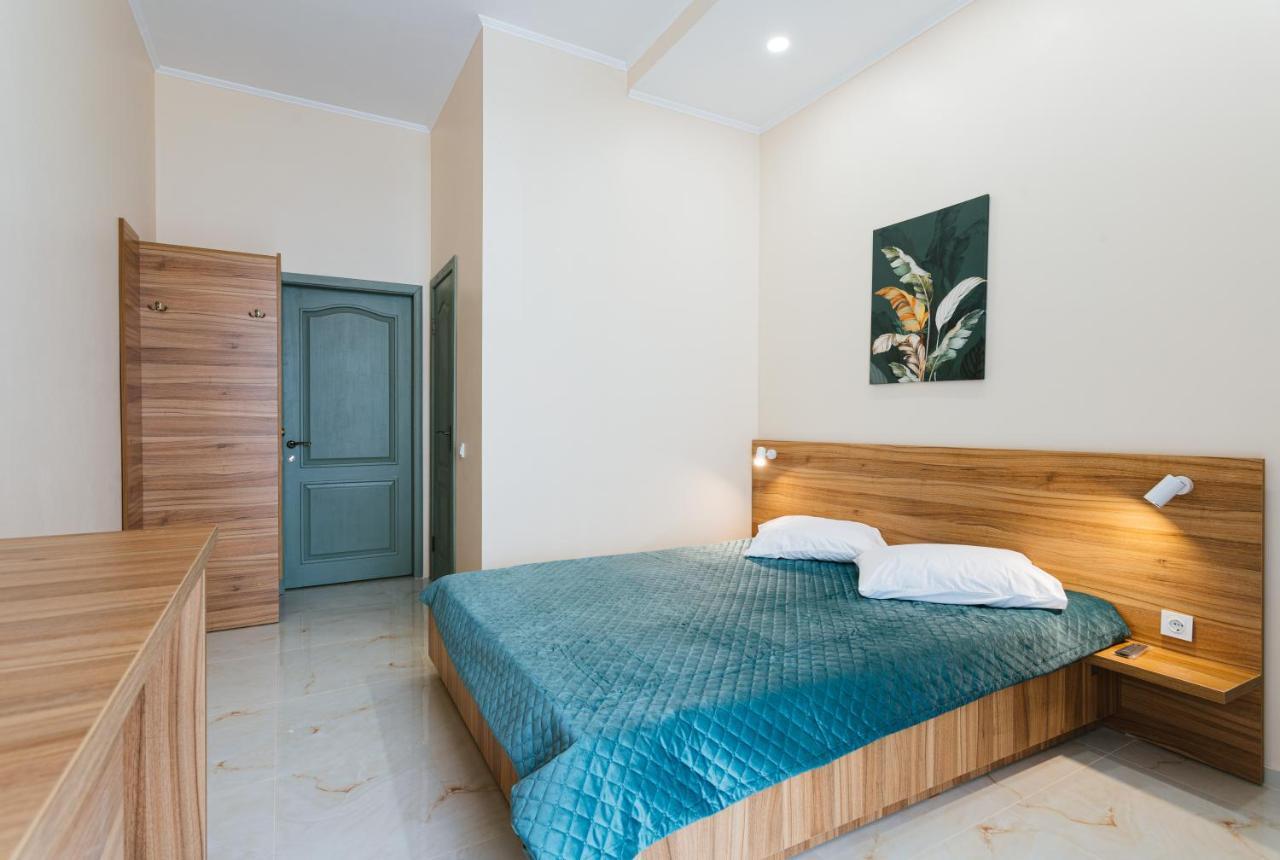 Mini Hotel Non-Stop Kijev Kültér fotó